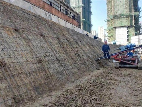 青冈建筑边坡支护