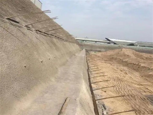 青冈河道边坡加固